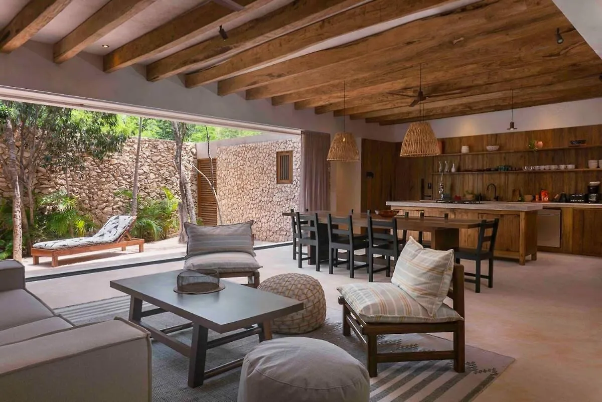 Chic Villa 3Brgated Community, Rooftop, Private Pool Tulum Mexico
