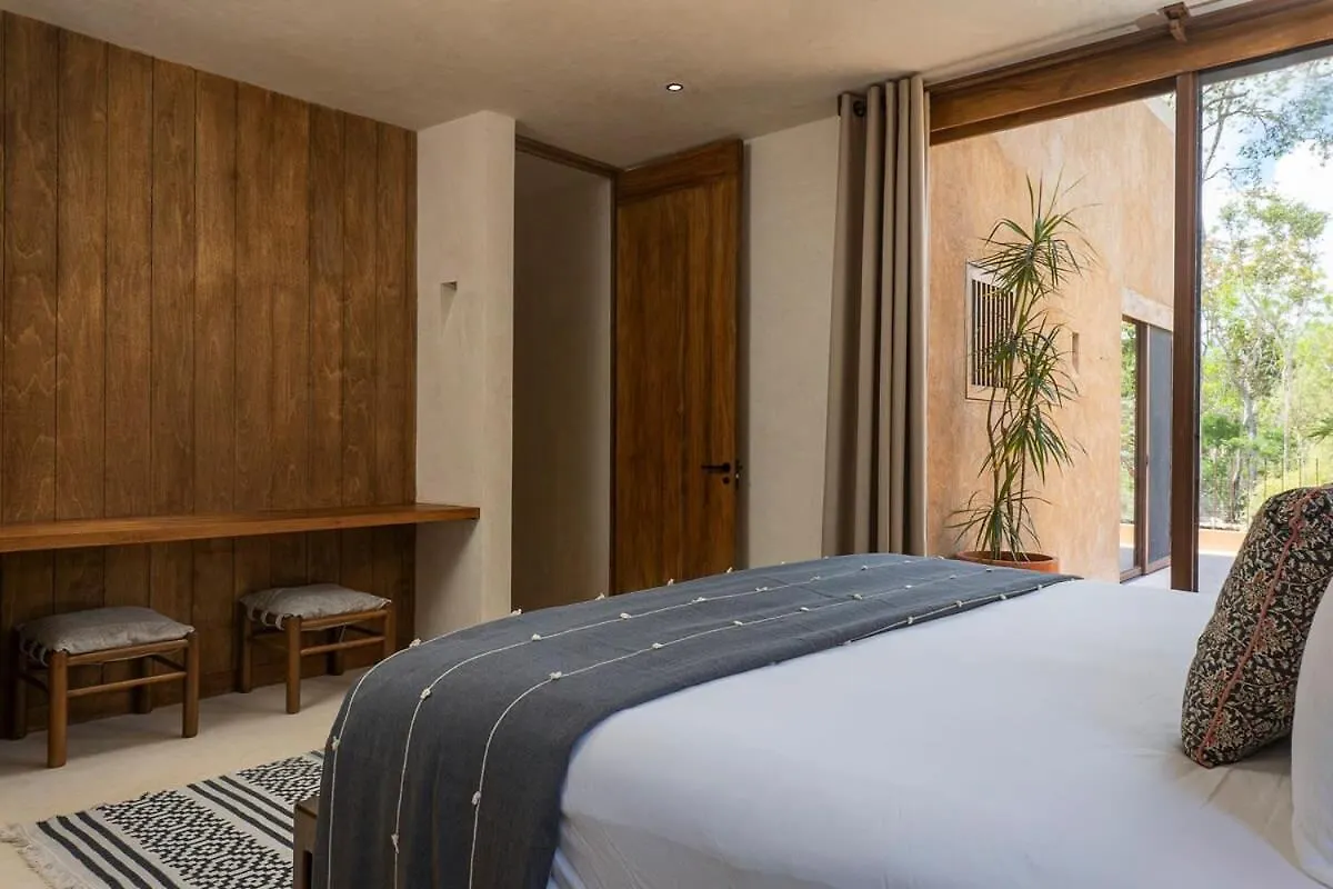Chic Villa 3Brgated Community, Rooftop, Private Pool Tulum 0*,