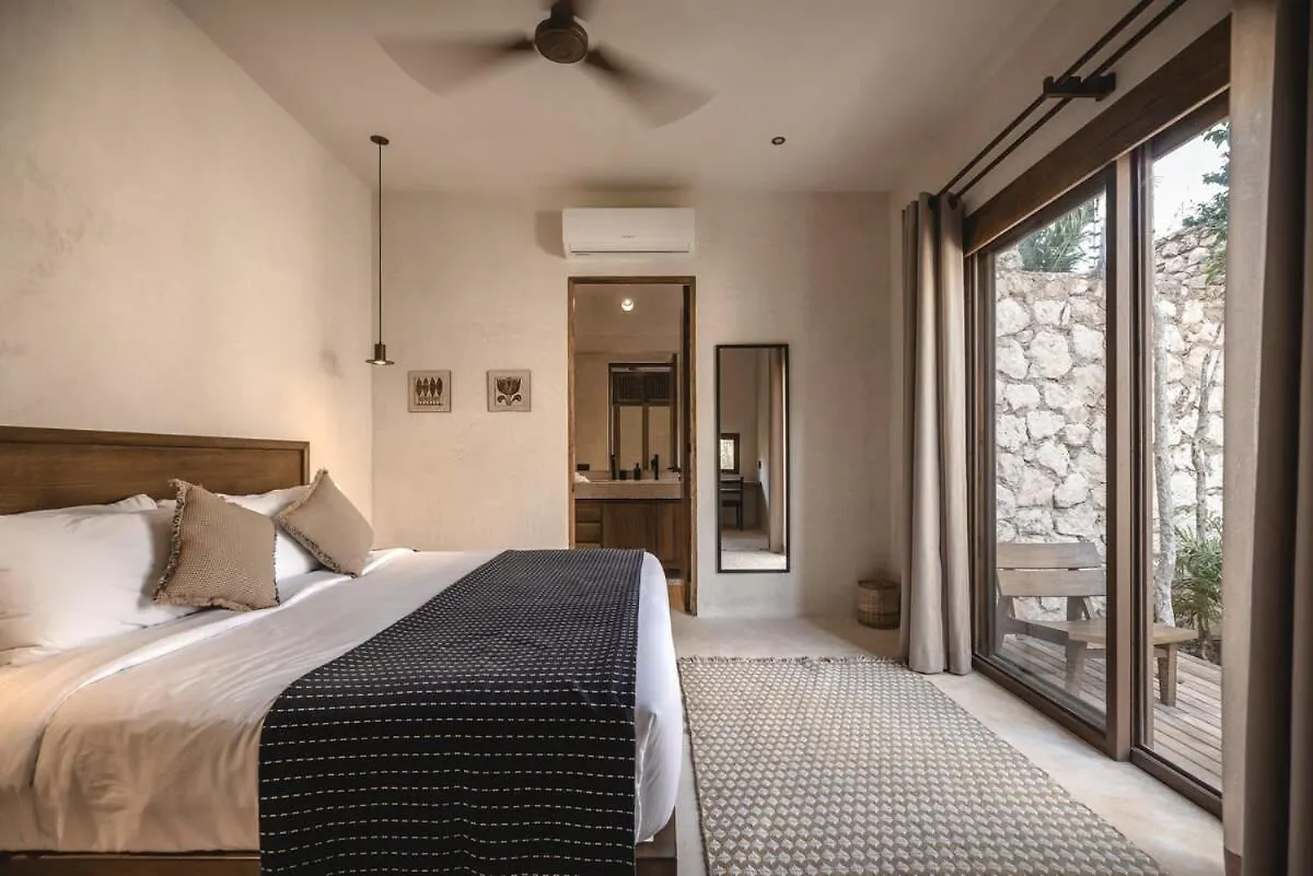 Chic Villa 3Brgated Community, Rooftop, Private Pool Tulum